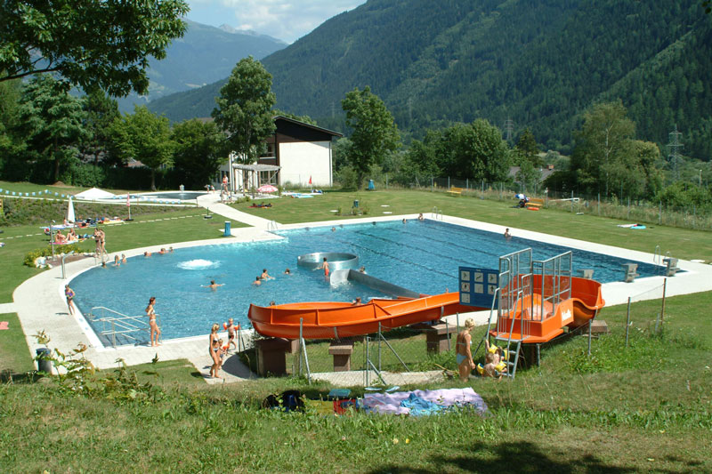 Schwimmbad_Flattach